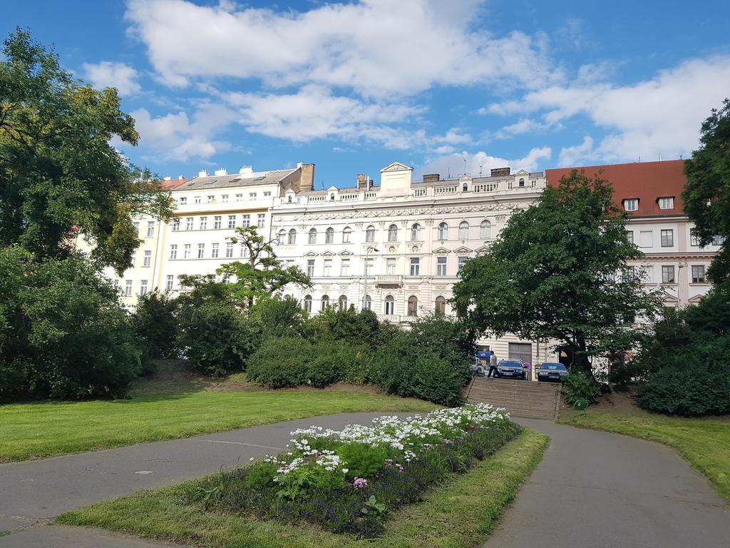 Charles Apartment Praha Eksteriør bilde