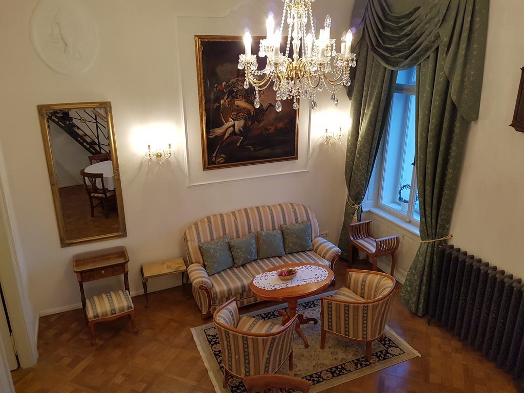 Charles Apartment Praha Eksteriør bilde