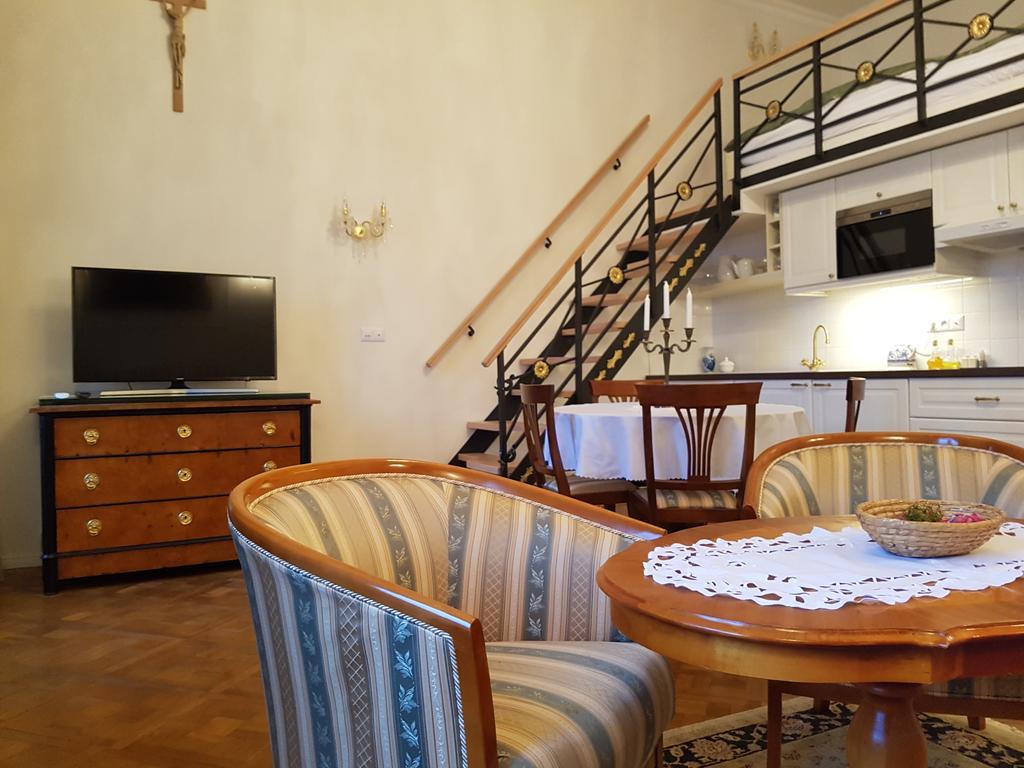 Charles Apartment Praha Eksteriør bilde